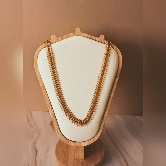 💥 24K Gold Plated Fish Bone Necklace - Picture 3 of 6